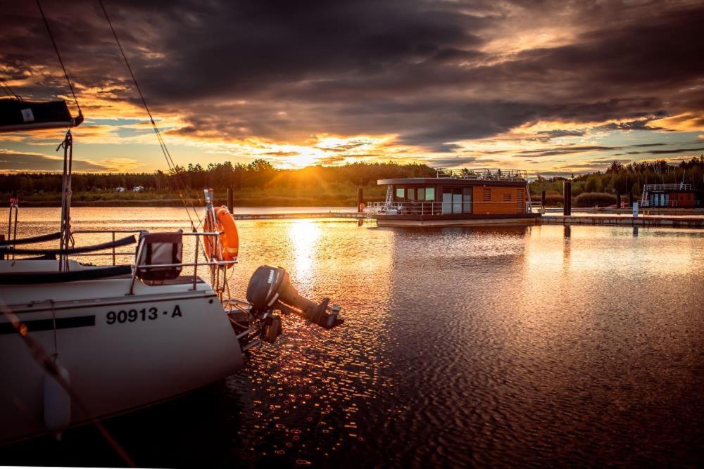 Floatinghouses Baerwalder See Klitten Zewnętrze zdjęcie